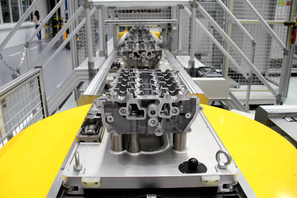 七十年蹚出一条自主可控通天大道(图1)