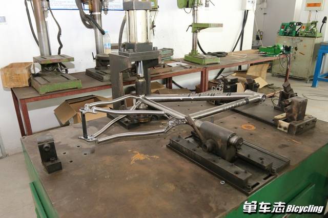 钛合金零件的数控加工方法(图1)