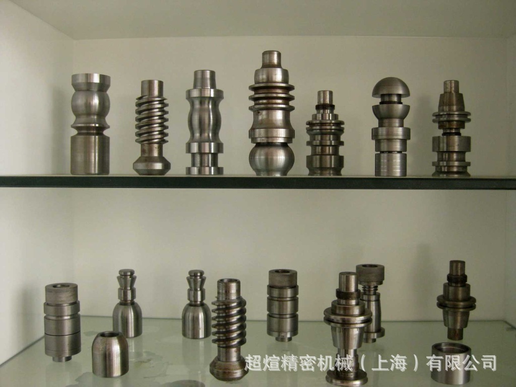 RFID读写器汽车零件装配线(图1)